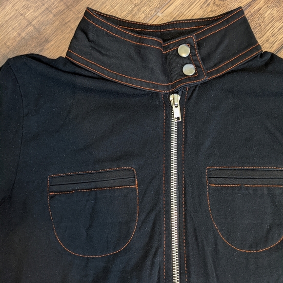 Contrast Stitch Mock Neck Top - Picture 3 of 5